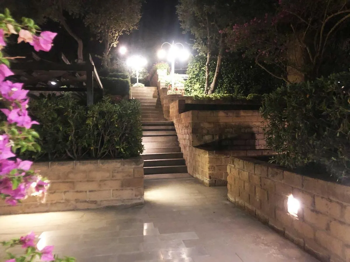 Confortevole Bilocale Giardino Doppio Parcheggio Punta Ala